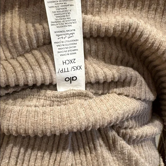 ALO Yoga Muse Hoodie + Sweatpant Joggers Set in Gravel size XS / XXS - Picture 9 of 10